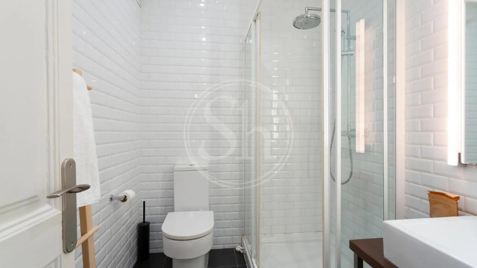 Modern Flat Near Sagrada Familia Apartment Barcelona