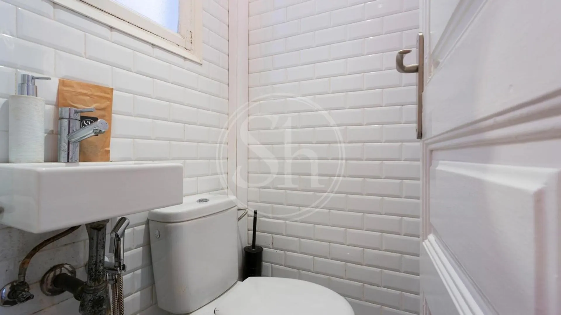 Modern Flat Near Sagrada Familia Apartment Barcelona