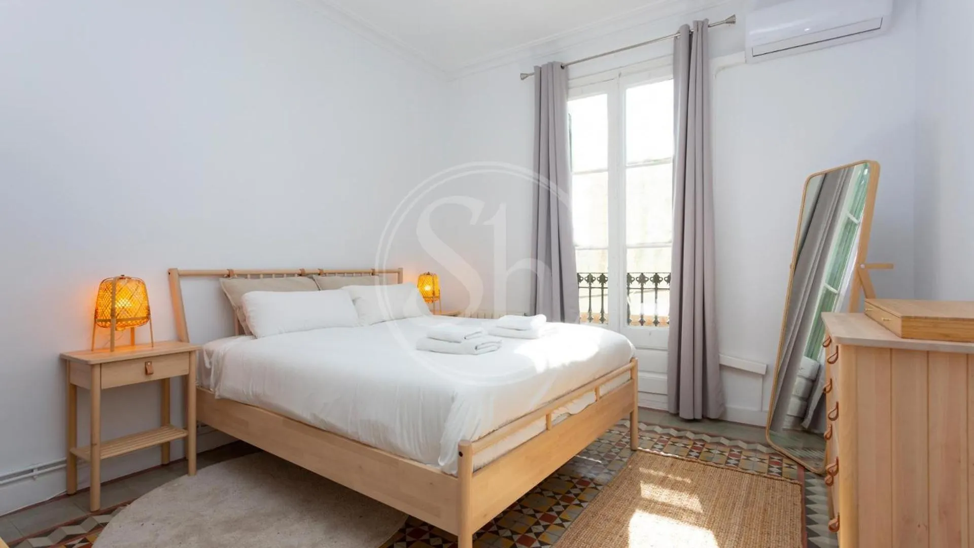 Modern Flat Near Sagrada Familia Apartment Barcelona Spain
