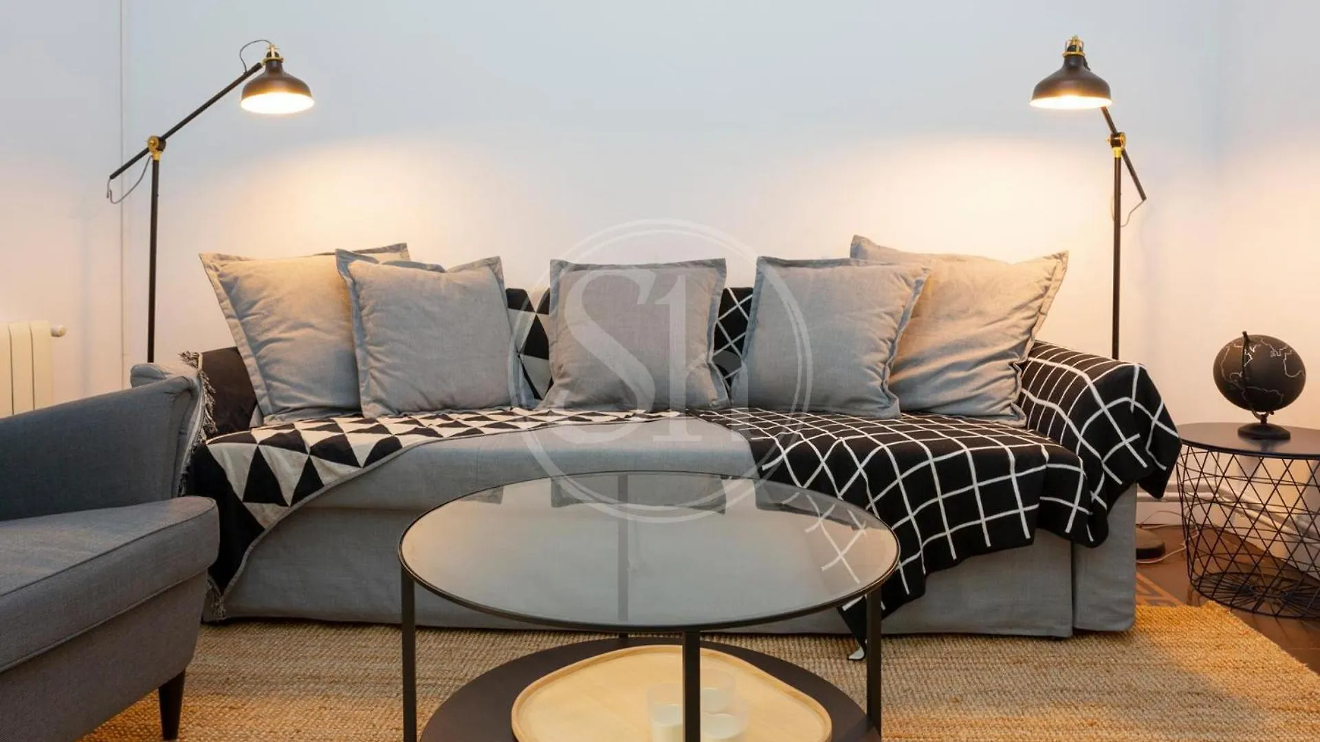 Modern Flat Near Sagrada Familia Apartment Barcelona