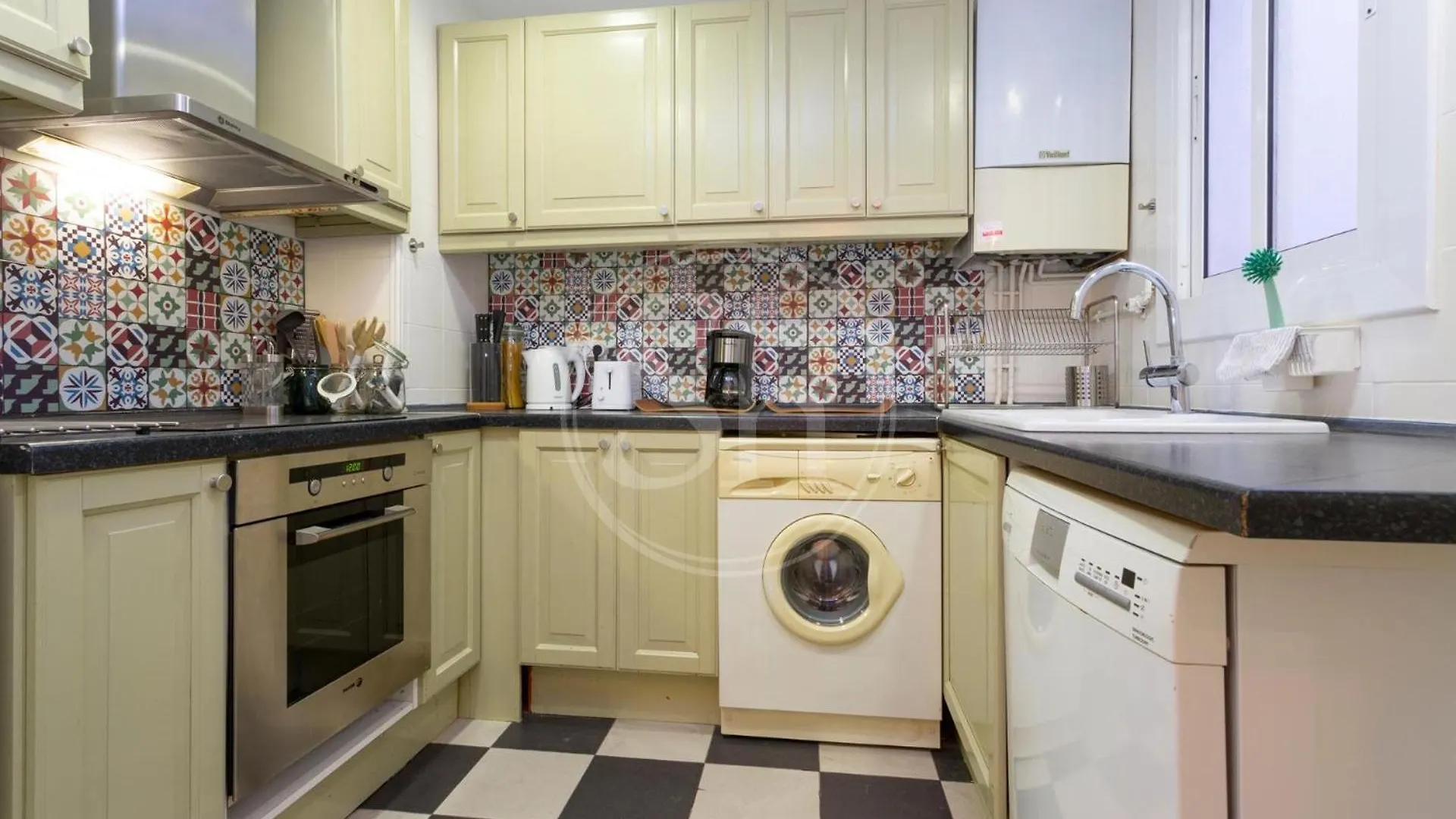 Modern Flat Near Sagrada Familia Apartment Barcelona 0*,