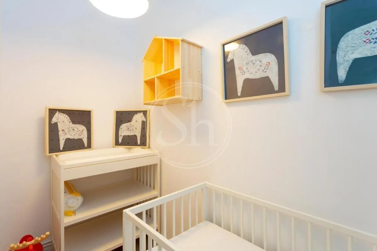 Modern Flat Near Sagrada Familia Apartment Barcelona